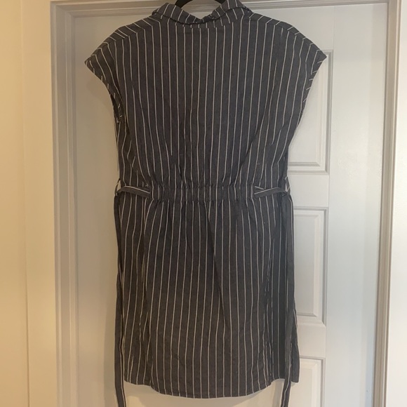 Heathered blue and white striped tunic/mini dress from Noul. - Picture 3 of 3